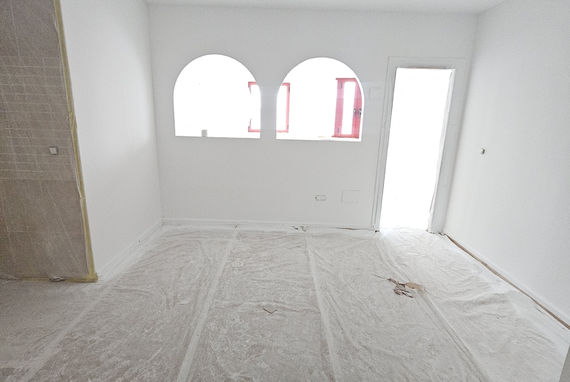 A unique opportunity you don't want to miss! Fully furnished apartments just a 3-minute walk from the beach, offering numerous extras.