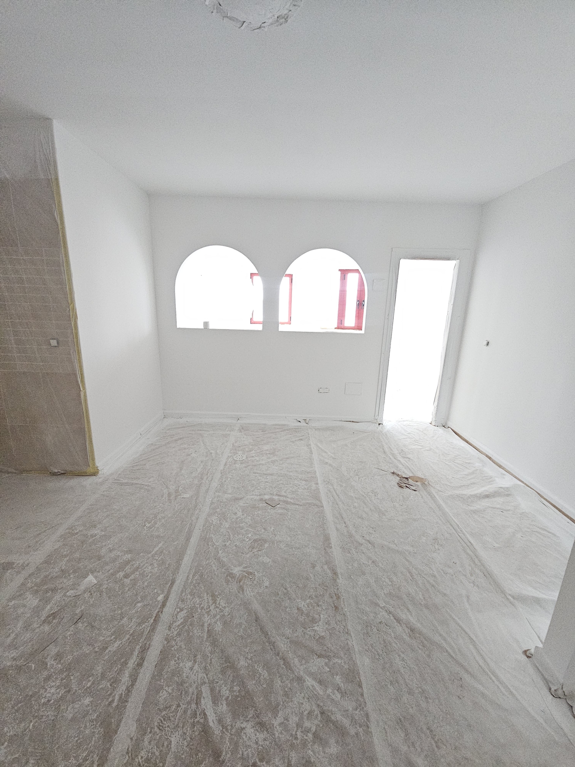 LF0016 (45) A unique opportunity you don't want to miss! Fully furnished apartments just a 3-minute walk from the beach, offering numerous extras.
